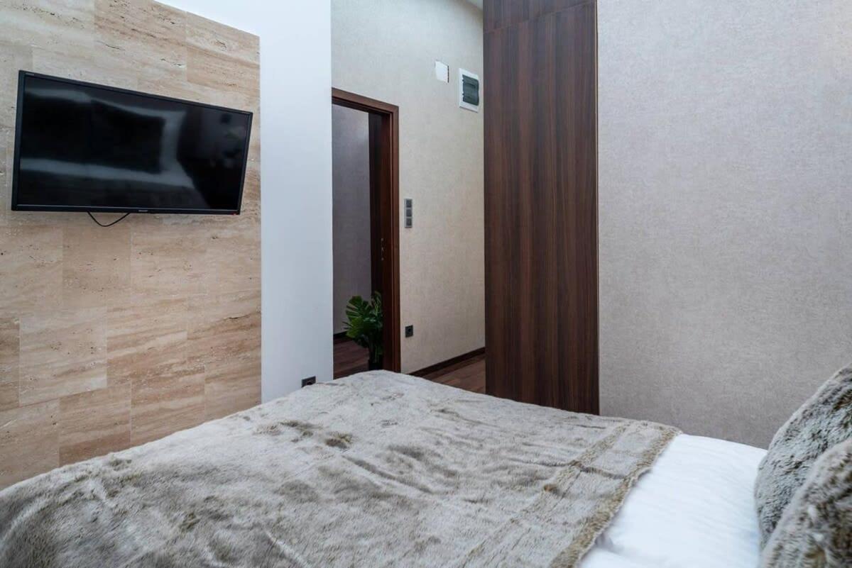 Central Luxy Design Apartment บูดาเปสต์ ภายนอก รูปภาพ