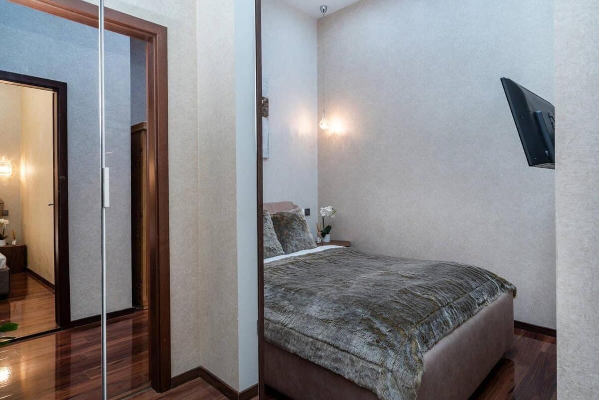 Central Luxy Design Apartment บูดาเปสต์ ภายนอก รูปภาพ