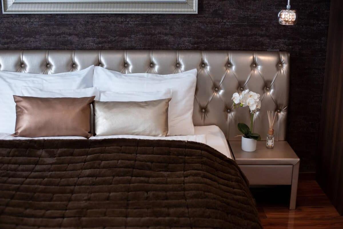 Central Luxy Design Apartment บูดาเปสต์ ภายนอก รูปภาพ